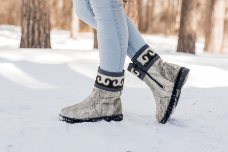 Унты женские из камуса лошади "Орнамент" 